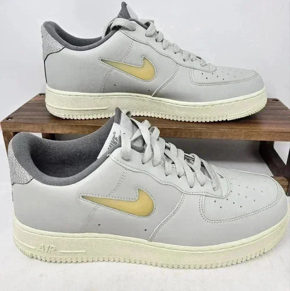 Size 11.5 - Nike Air Force 1 '07 LX Light Bone - Picture 1 of 9